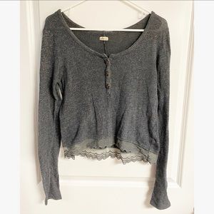 Hollister Long Sleeve w/ Lace Trim Grey Top w/ 3 Buttons